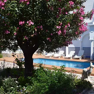 https://el-jardin-benerja.hotelsinnerja.org